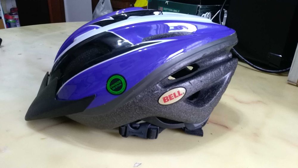 велокаска синяя Bell.