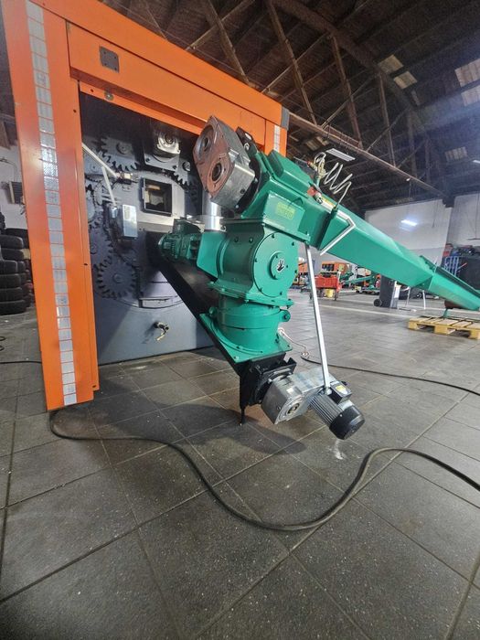 Piec na Trociny Zrębka Owies Pestka Wióra inne Biomasy Ruchomy Ruszt