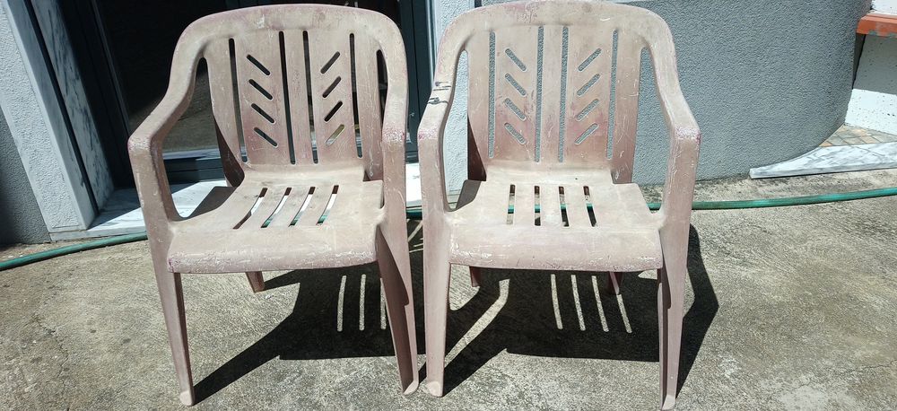 2 Cadeiras de jardim