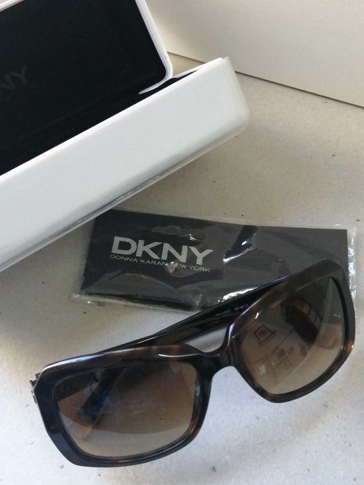 Óculos de Sol DKNY
