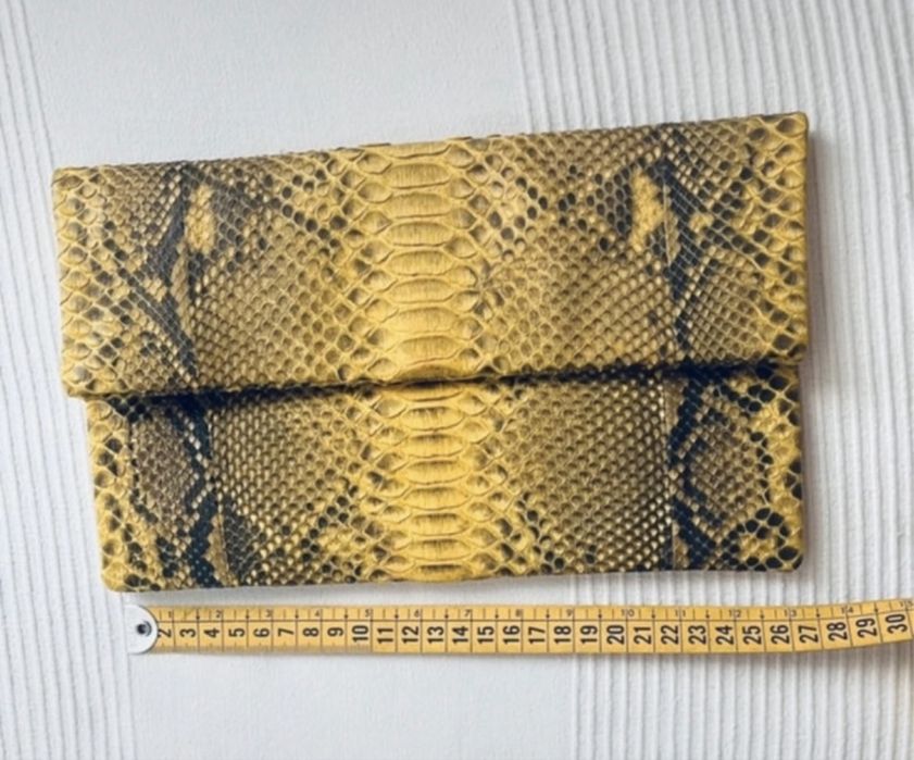 Pochette imitação pele