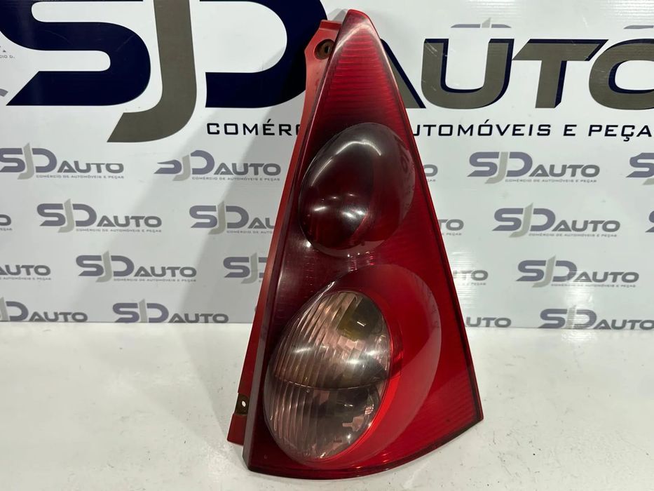 Farolim Direito / Esquerdo - Peugeot 107 (2008)