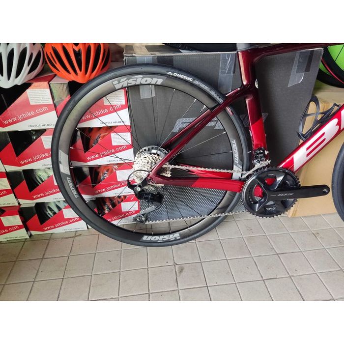 Bh rs1 nova 12x2v