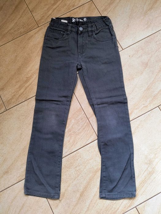 spodnie chłopięce jeansy 134 cm