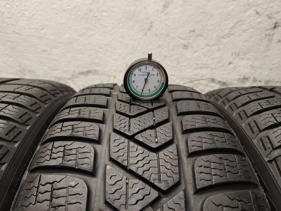 4X 215/55R17 98V XL Pirelli Sottozero 3 Winter 6mm 2022 Opony Zimowe