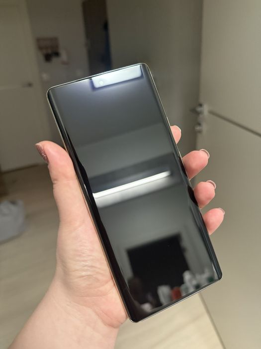 Infinix Note 40 Pro zielony 256GB – jak nowy!