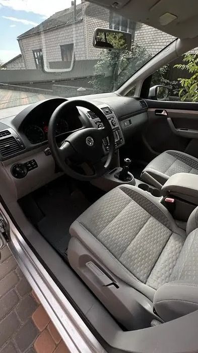 Volkswagen Touran 2009