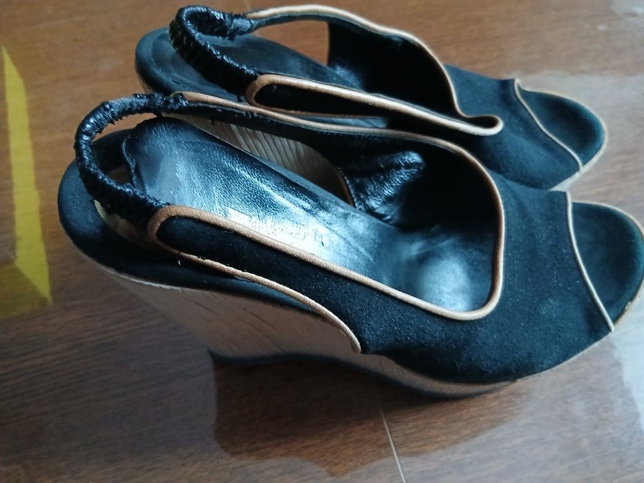 Обувь  женская..