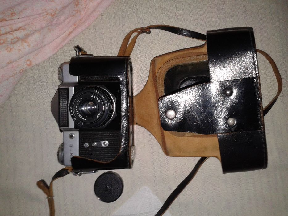 продам фотоаппарат ЗЕНИТ- Е . ЗВОНИТЬ ИЛИ E- MAIL