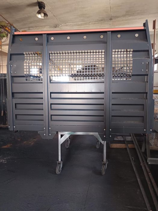 Carroçaria em aluminio para chassis