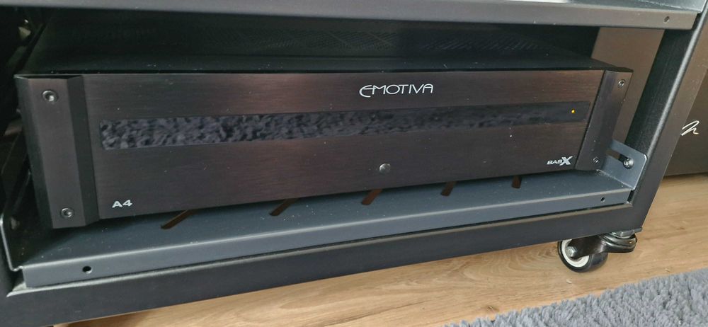 Emotiva BasX A4 Wzmac mocy 4-kan Gwarancja do 24.11.2028