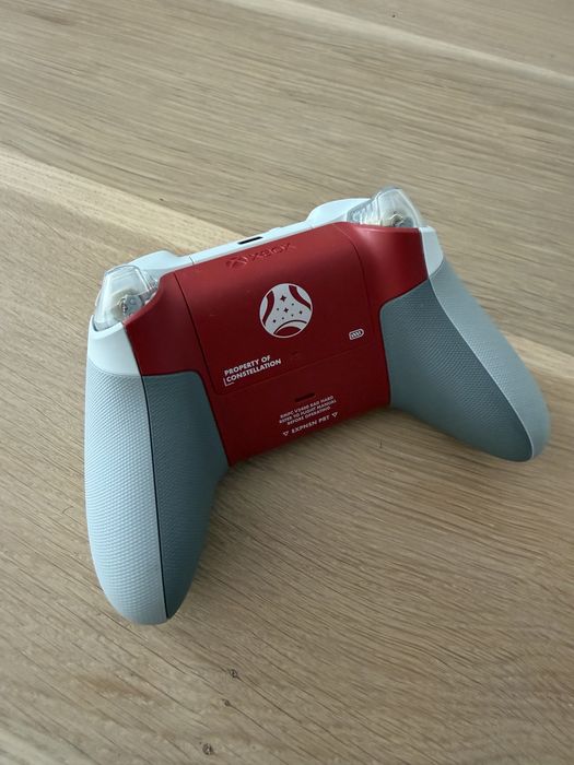 Pad Xbox edycja Starfield + oryginalny akumulator