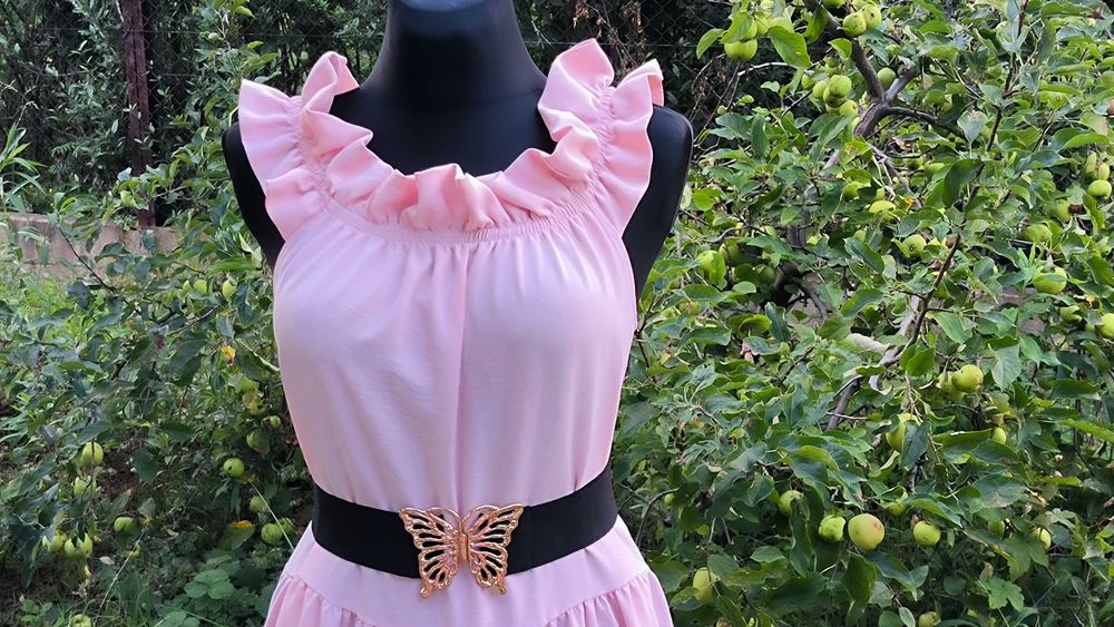 Włoska sukienka hiszpanka jasny róż New Collection