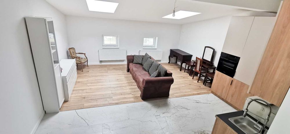 Sprzedam apartament w pałacu, 20min od morza