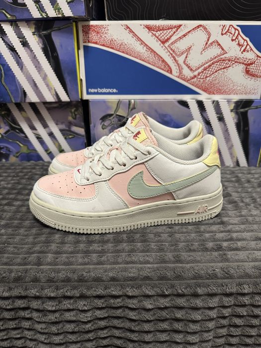 Жіночі Кросівки Nike Air Force 1 Impact Gs 37,5(23,5см) оригінал