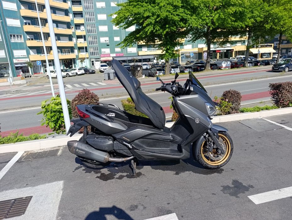 Yamaha x max 400