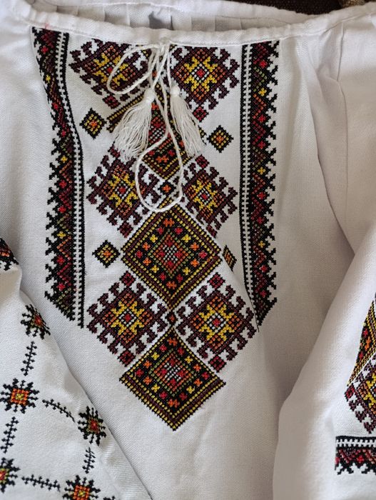 сорочка вишита s/m розмір 42,44,46