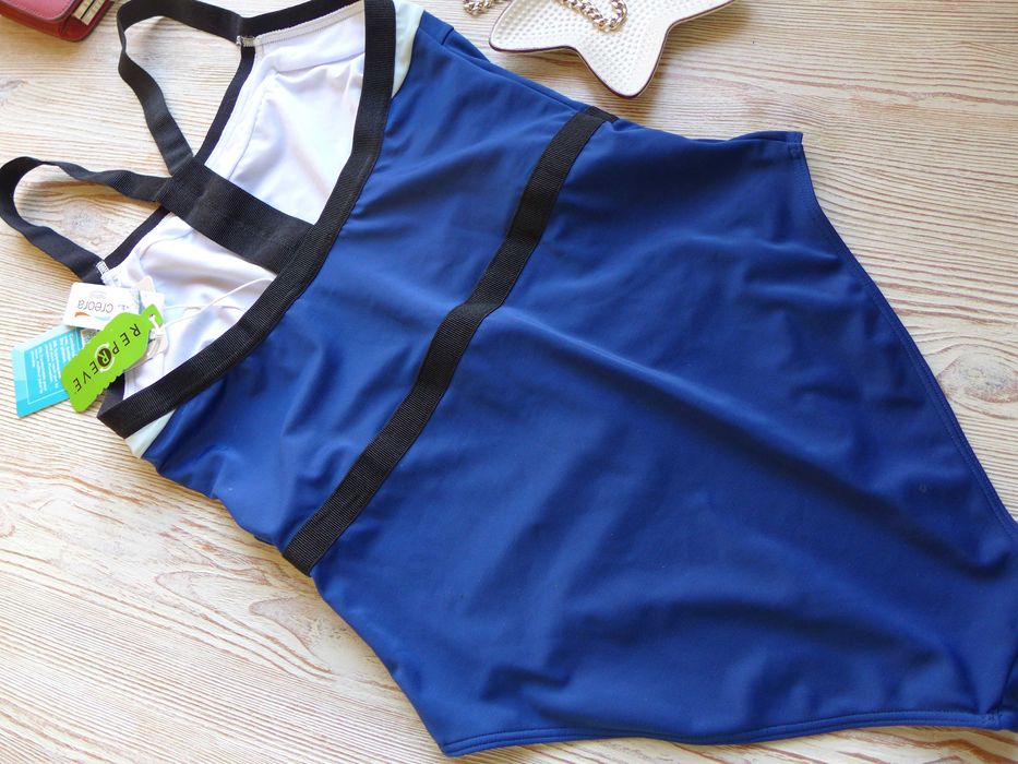 SLOGGI / TRIUMPH wygodny kostium basenowy kąpielowy pływacki 36 S M 38