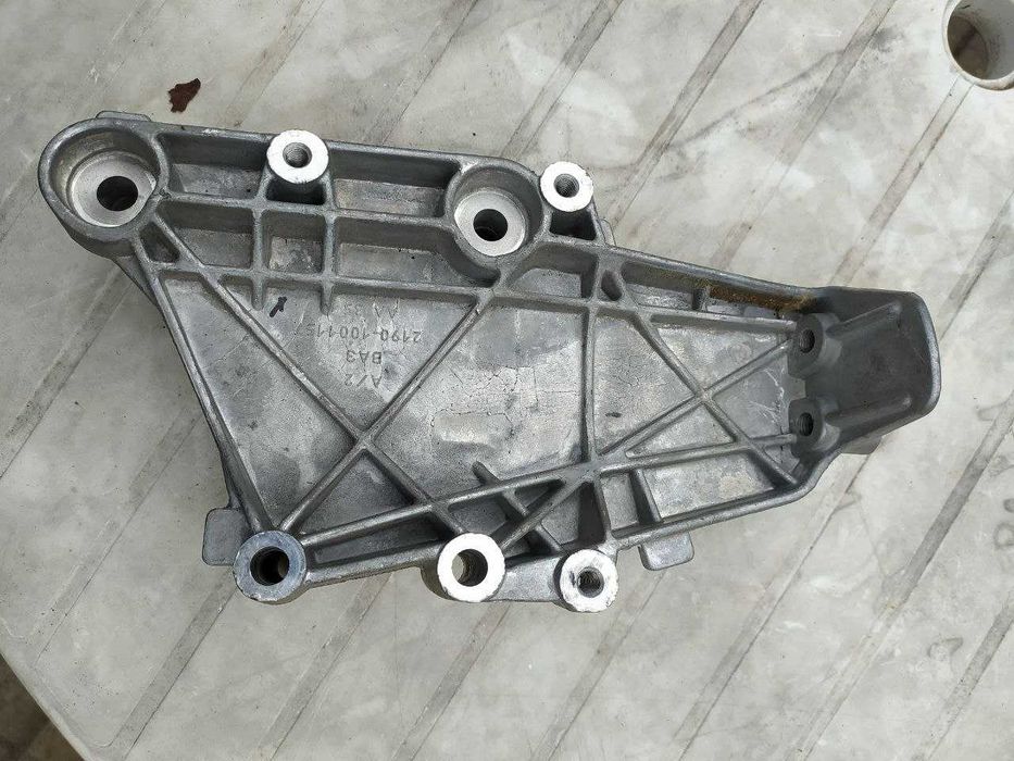 Кронштейн двигателя правый с кондиционером ВАЗ 2190, Гранта, ВАЗ 2192: ...