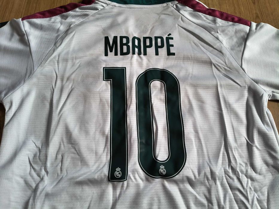 Nowość strój dziecięcy Adidas Real Madryt 2026/27 Mbappe 10 roz. na 145-155 cm