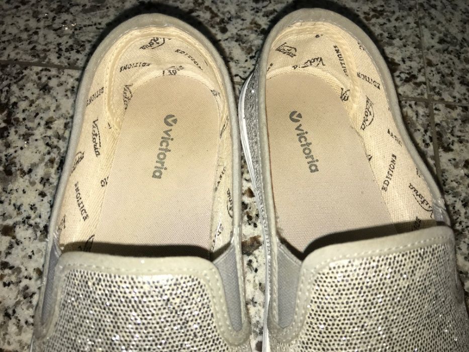 Sapatilhas VICTORIA Nr. 36 c/ portes incluídos
