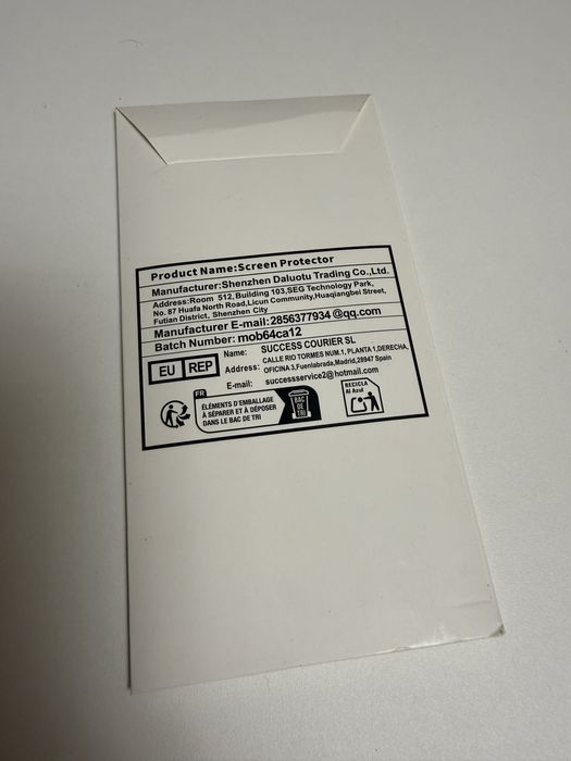 iPhone 15 Pro. Гідрогелеві плівки та скло