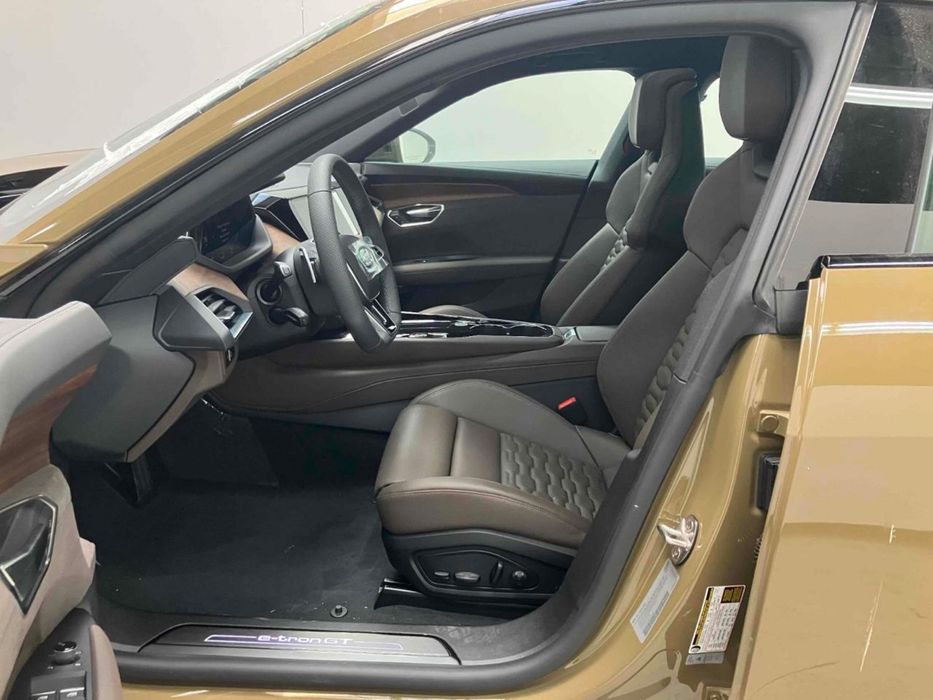 ,кришка багажника Audi E-Tron GT