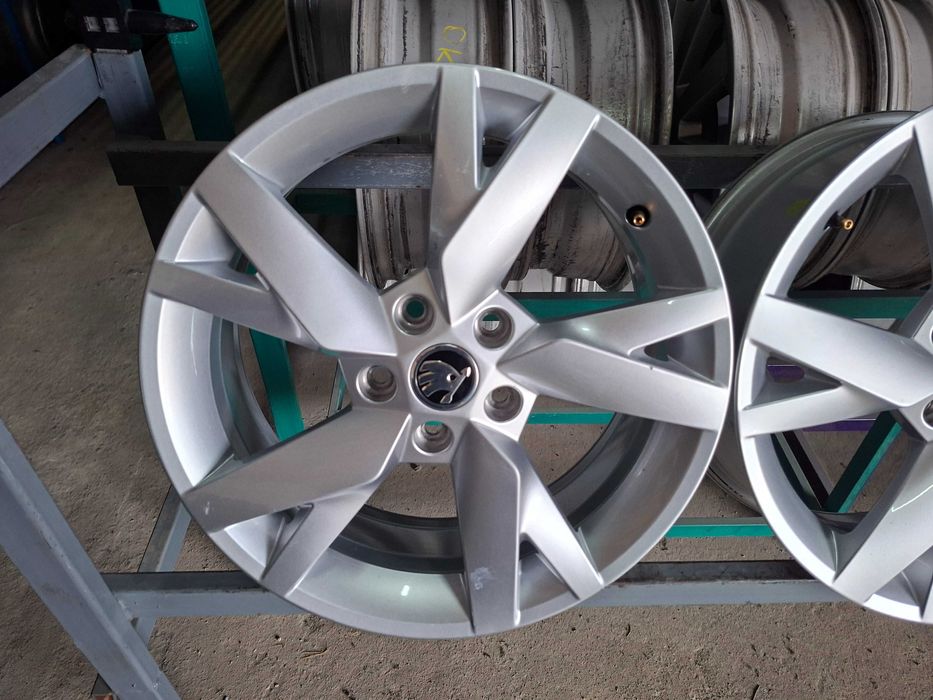 Диски Skoda 5/112 R17 6,5J ET46.