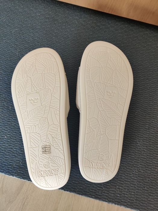 Klapki ripndip UV activated