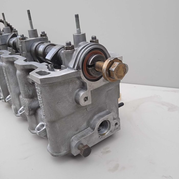 Cabeça de motor para Audi A6 2.5 TDI (5 CYL) AAT / AEL