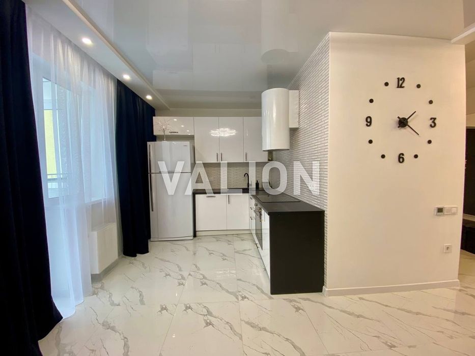 Продаж 3к квартири Подільський р-н Івана Виговського 10Е