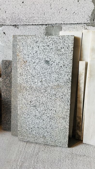 Обрізки з мрамору