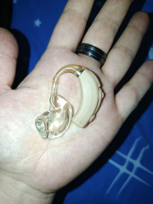 Продам слуховой аппарат рабочий