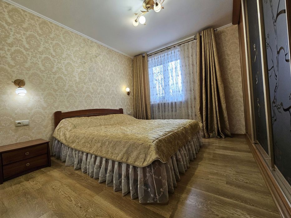 Продам 3 к квартиру на Тополе в кирпичном доме