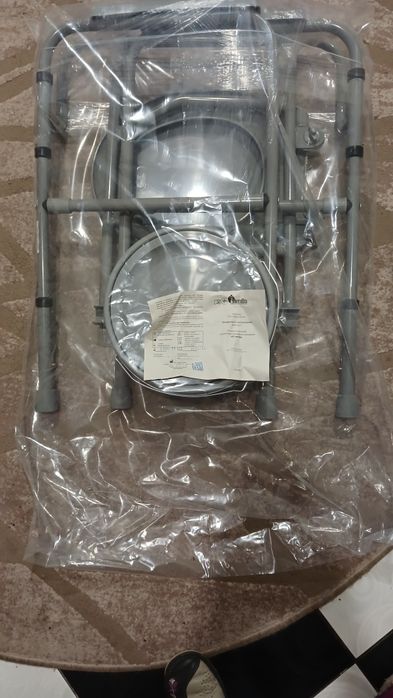 Стульчик-туалет.