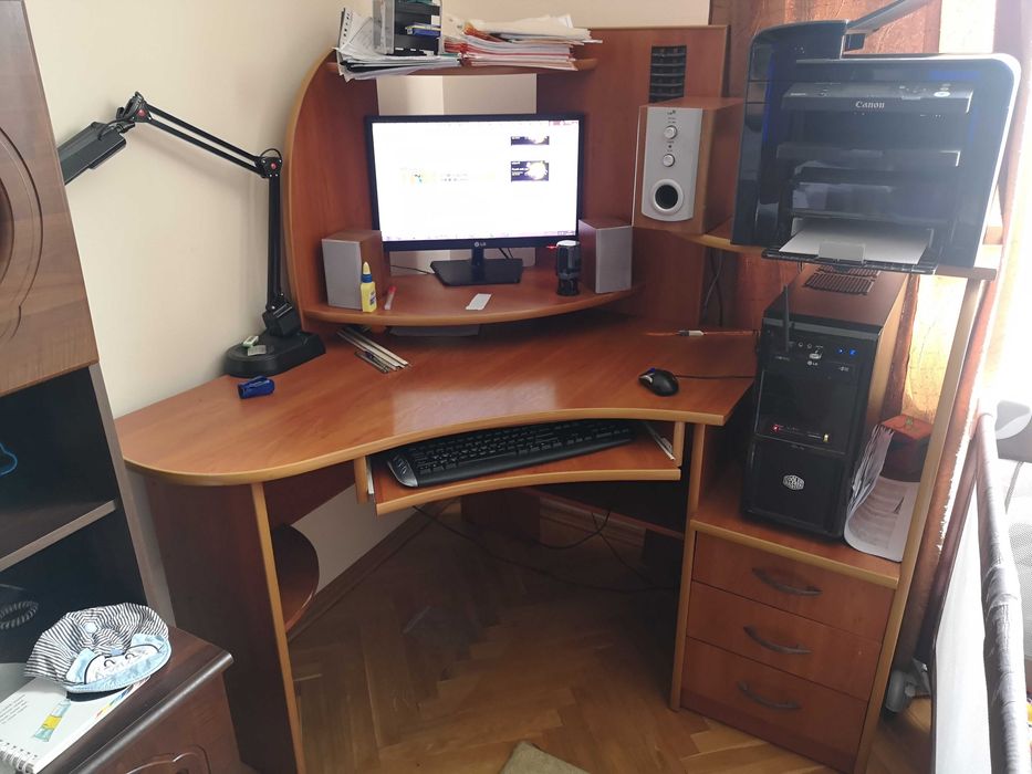 Продам телевізійні тумби