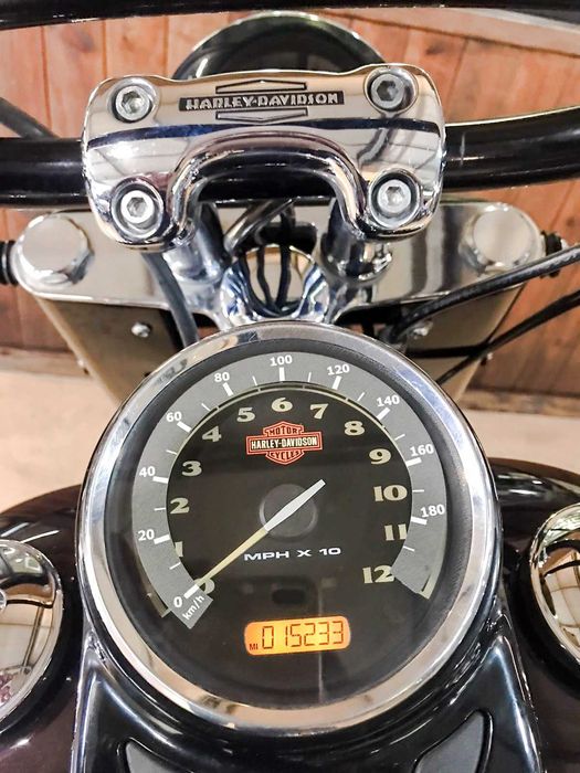 Harley-Davidson - Softail Slim (FLS 103)
