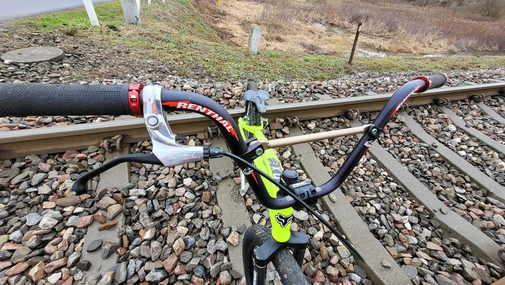 BMX racing rower Shimano DXR, Renthal