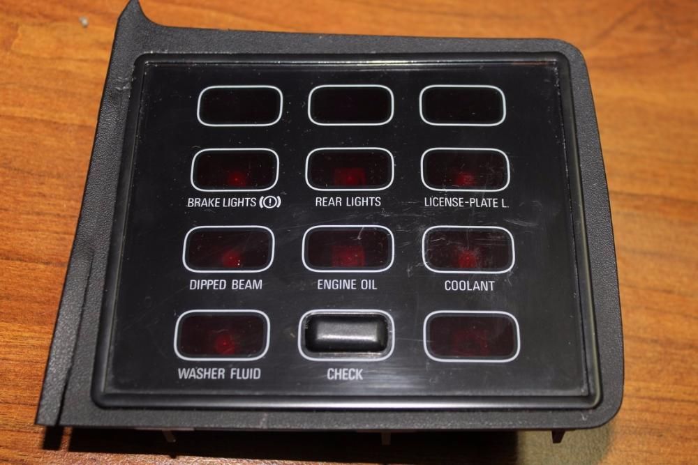 BMW E24 Części Wnętrza OBC Checkpanel Manetka Nawiew Klamka Części BMA