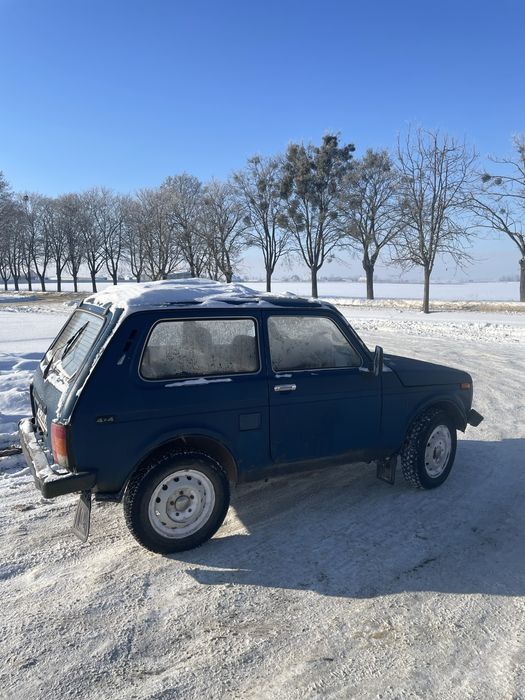 Продам!! Нива 2121 4х4