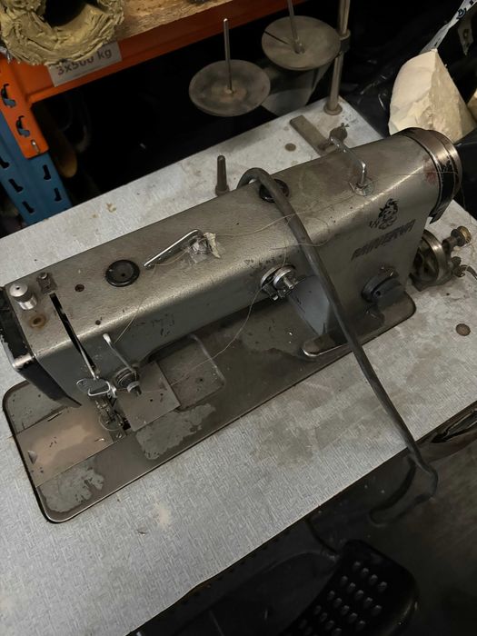 Maszyna do szycia Minerva