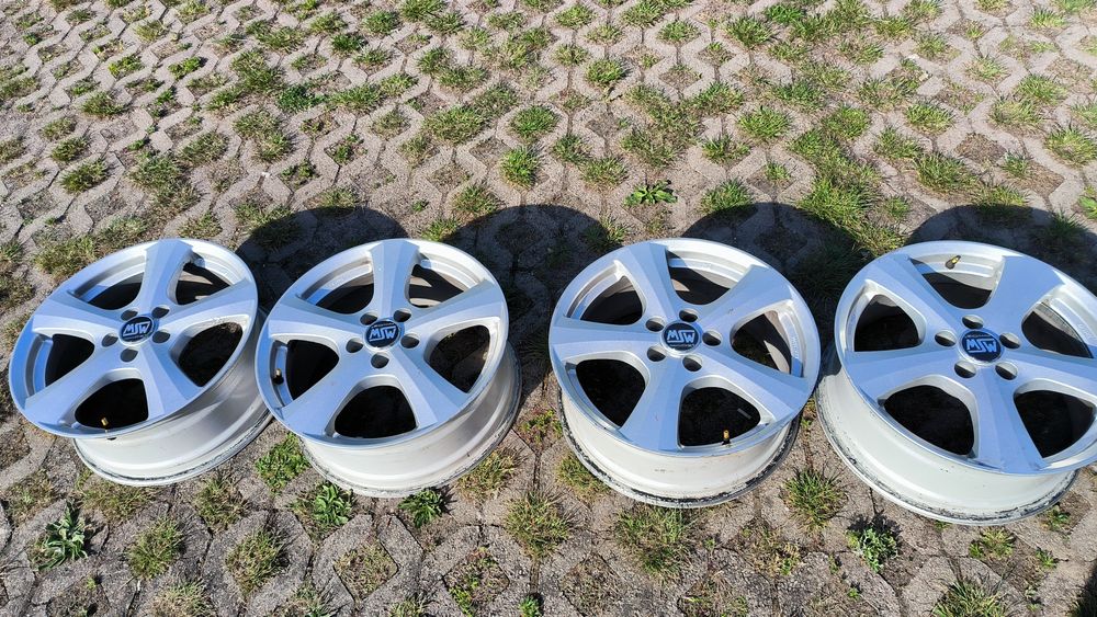 Felgi aluminiowe 5/108 R17