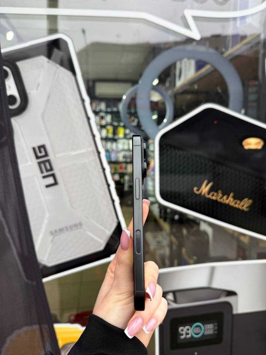Apple iPhone 16 Pro 128 ГБ Б/У
