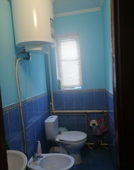 Здам кімнату для проживання дівчини. Басів кут.