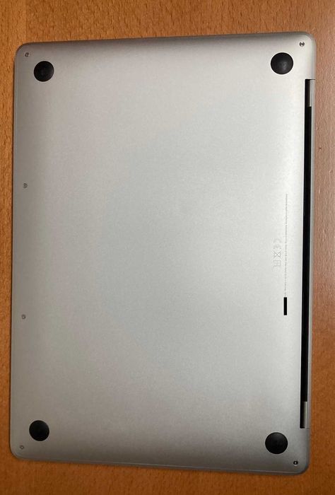 MacBook Pro Retina 13” 2017 / 256 SSD / i5 / 8 gb
