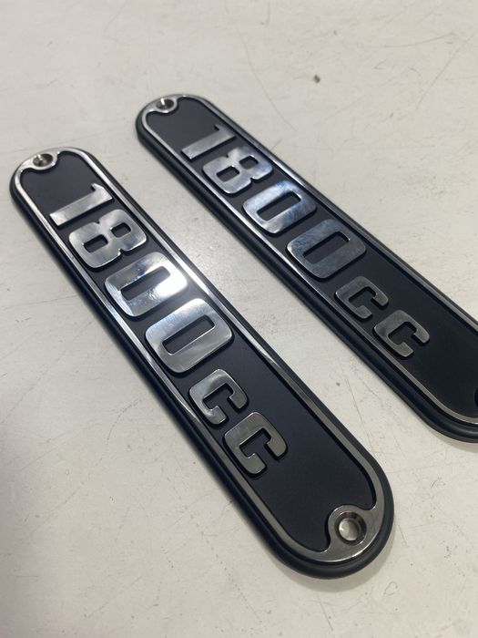 BMW R18 Emblemat "1800cc" A440
