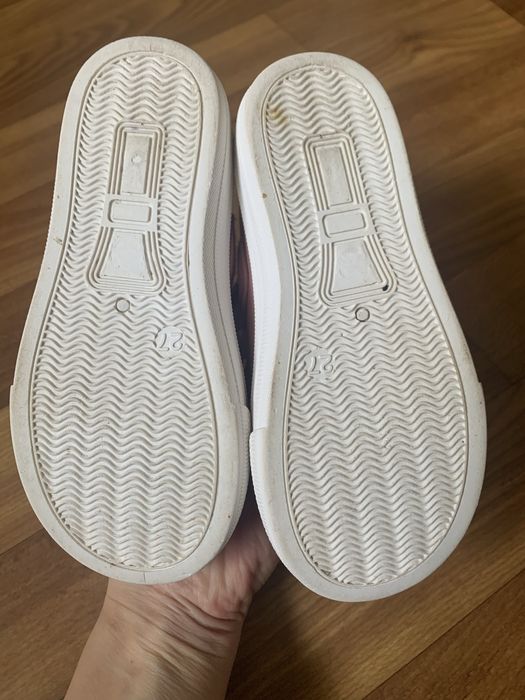 Дитячі тапулі в садок