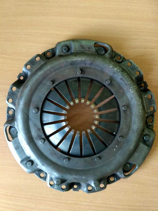 Диск щеплення, корзина