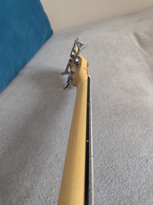 Gitara basowa daion Japan unikat