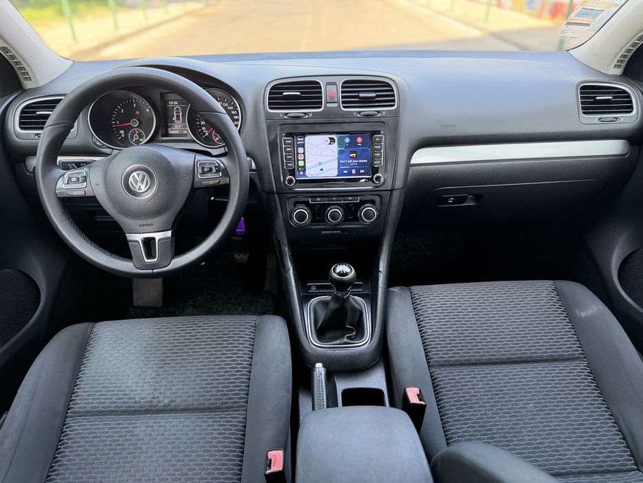 Volkswagen Golf - 1.6 TDi - 105cv